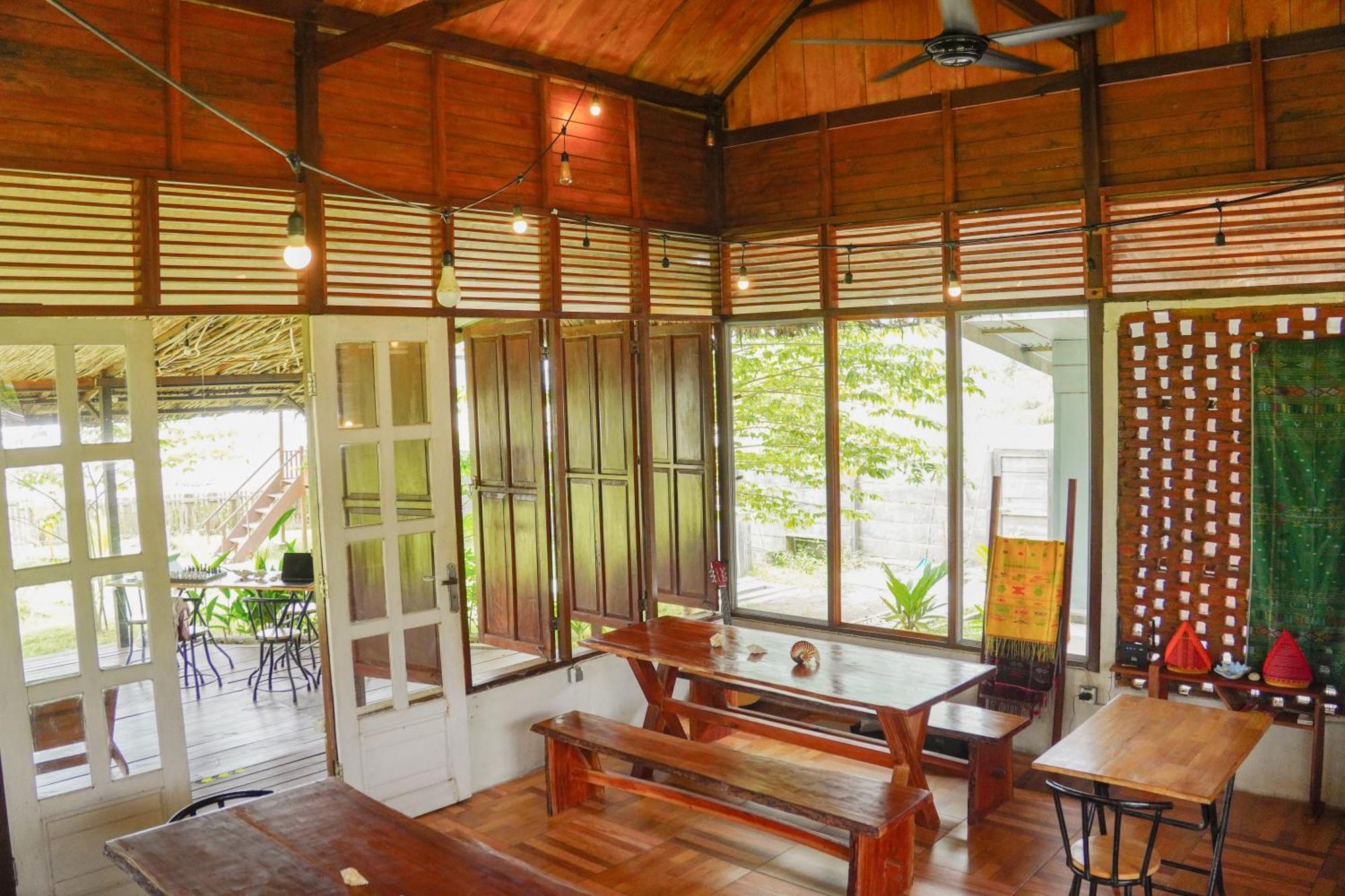 Hotel Momos Surf Shack Salul Exterior foto