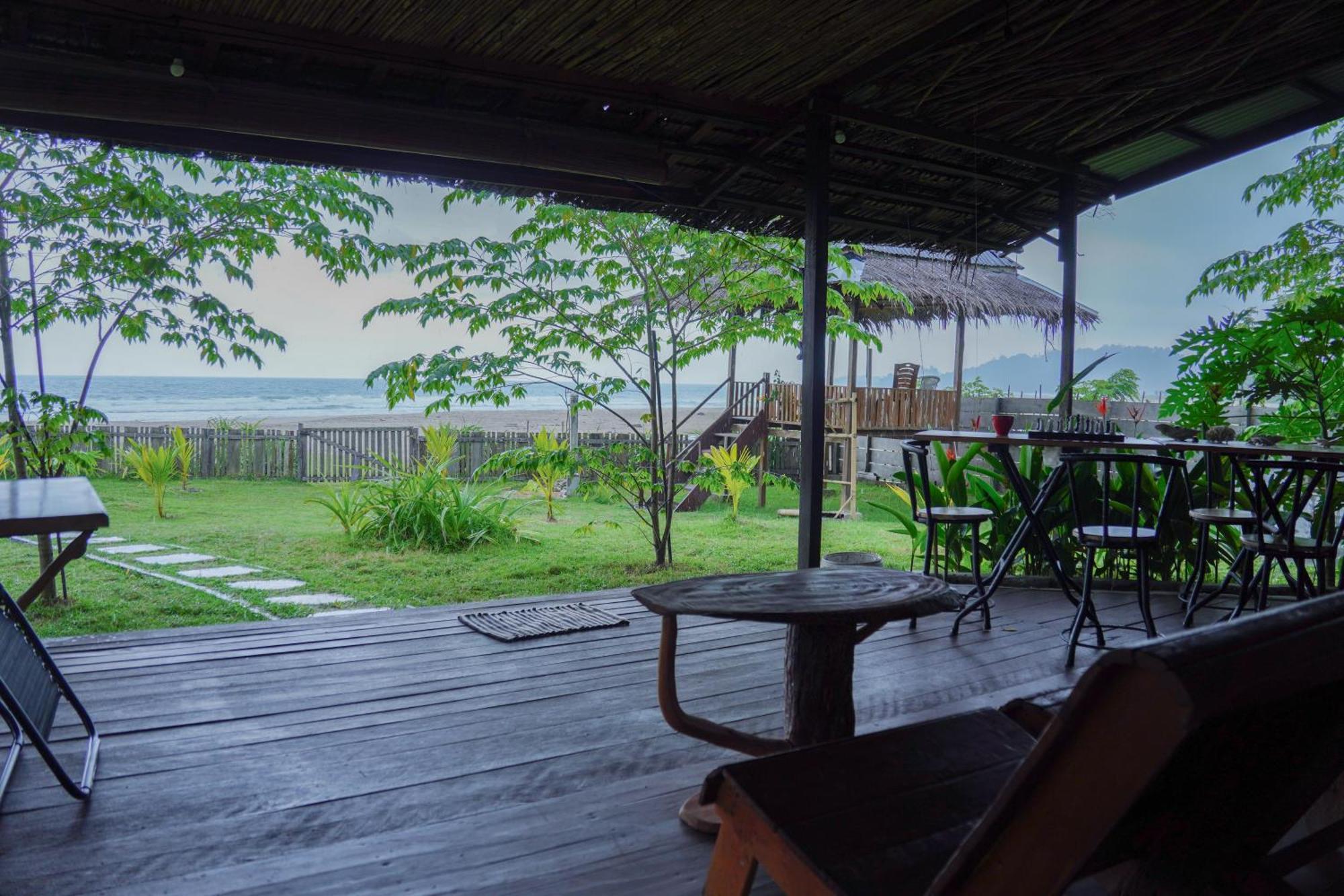 Hotel Momos Surf Shack Salul Exterior foto
